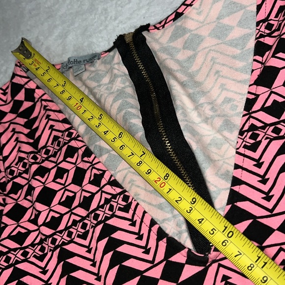 Charlotte, Russe Aztec Print 3/4 Sleeve Crop Top - Picture 8 of 10